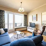 Apartament In By The Pier