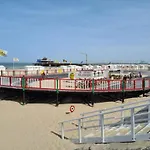 In By The Pier Blankenberge