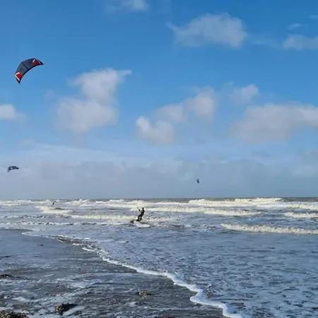 In By The Pier * Blankenberge