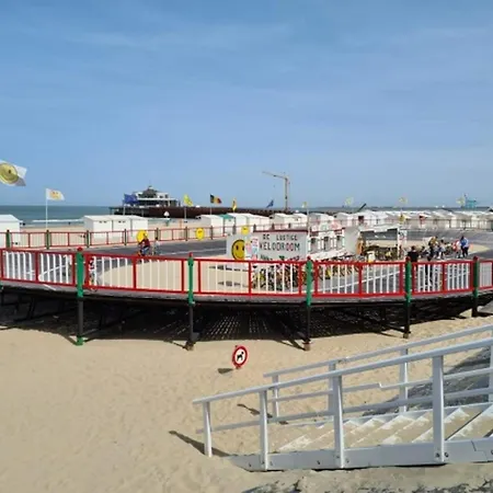 In By The Pier Blankenberge